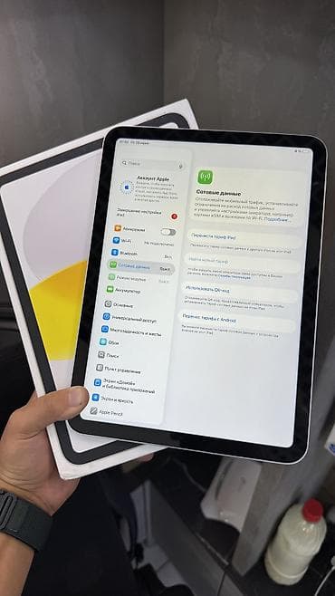 ipad 2024: Планшет, Apple, память 256 ГБ, 10" - 11", 5G, Б/у, Детский цвет - Серебристый — 2