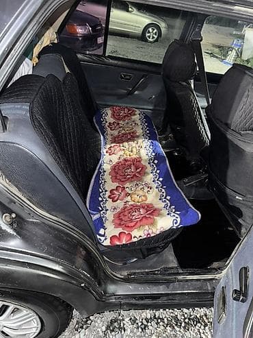 т2 транспортер: Volkswagen Jetta: 1994 г., Седан — 5
