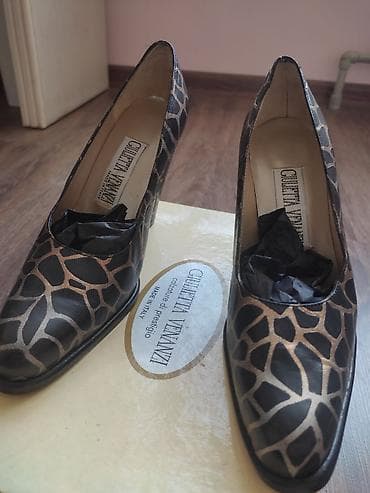 Туфли-лодочки Giulietta Venanzi, Made in Italy. - Размер: 37 lalafo.kg да Туфли-лодочки Giulietta Venanzi, Made in Italy. - Размер: 37