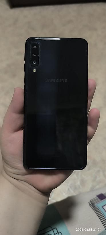 itel a48: Samsung Б/у, 4 ГБ, цвет - Черный — 2