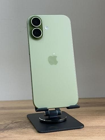 IPhone 17, Б/у, 256 ГБ, Зеленый, Защитное стекло, Чехол, 99 % — 1