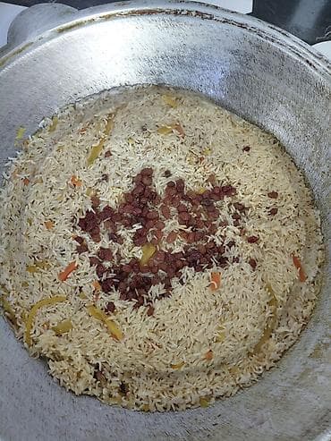 готовая еда: Плов в индивидуальных контейнерах плов 1 кг +шакарап 1 вах 2400 — 6