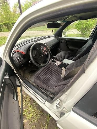 лх 300: Mercedes-Benz C-Class: 2000 г., 2.2 л, Механика, Дизель, Седан — 7