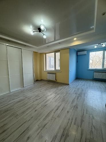 Недвижимость: 1 комната, 38 м², Индивидуалка, 4 этаж, Евроремонт — 3