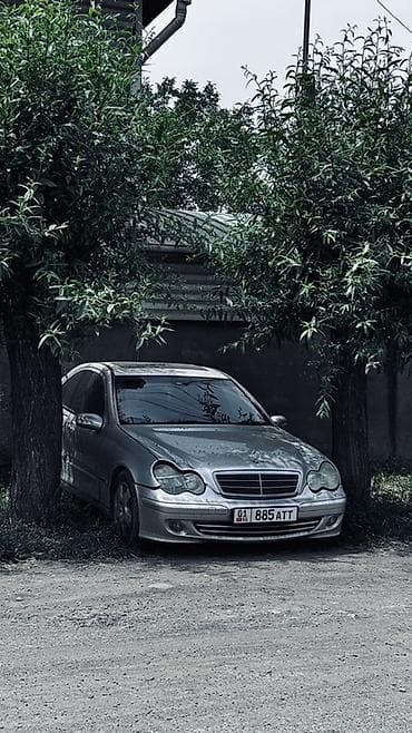 Mercedes-Benz C-Class: 2001 г., Автомат, Седан