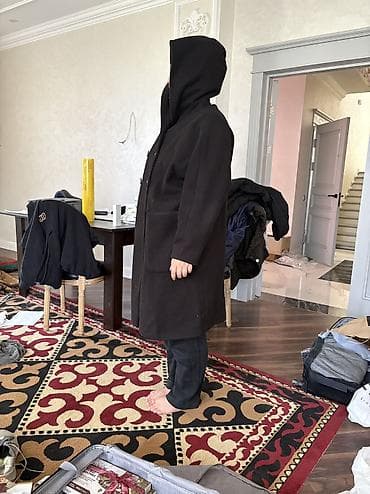 Пальто: ОТДАЮ ДАРОМ . Пальто пуховик 2х сторонний, отдаю даром. Размеры — 2