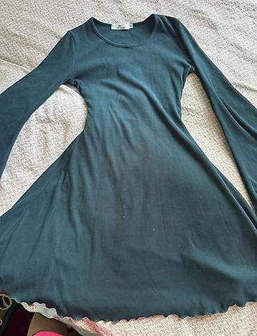 туфли женские salamander: Платья 42 
Некоторые по 600
Костюм 1000 новый — 6