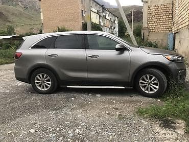 Продажа авто: Kia Sorento: 2017 г., Кроссовер — 3