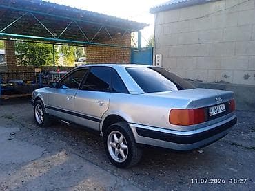 Audi 100: 1991 г., 2.3 л, Механика, Газ, Седан