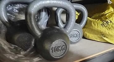 Гиря 10 кг — классическая литая модель с круглым корпусом и широкой