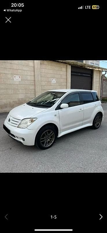 corolla 2016: Компактный пятидверный хэтчбек, белый цвет кузова. Особенности и — 1
