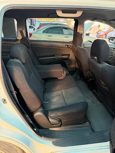 8: Toyota WISH: 2003 г., 1.8 л, Автомат, Бензин, Минивэн — 3
