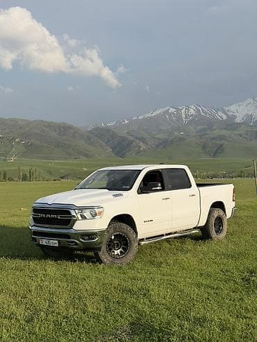 Продажа авто: Dodge Ram 1500: 2018 г., 5.7 л, Автомат, Бензин, Пикап — 4