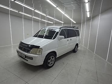 Honda Stepwgn: 2000 г., Минивэн
