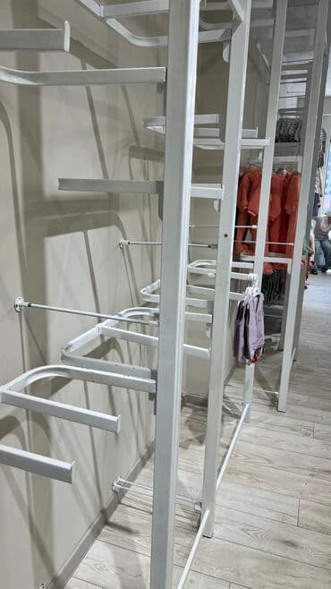 пристенное оборудование для магазина одежды: Стеллаж Для одежды, Лофт, 275 см * 100 см * 50 см, 
Б/у — 2