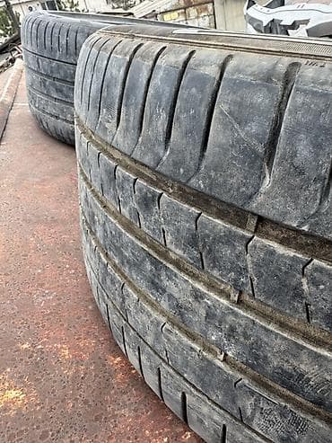 шина 21: Летние шины 21"

Размеры: 
315/35 r21 
285/35 R21 
275/40 R21 — 4