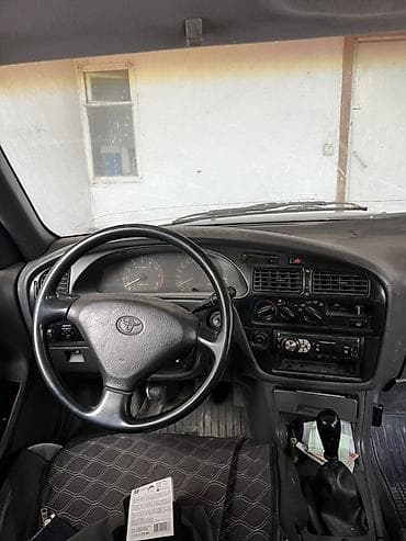 town ace: Toyota Camry: 1992 г., Механика, Бензин, Универсал — 7