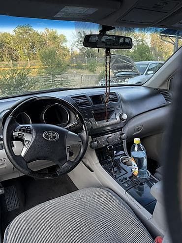 Продажа авто: Toyota Highlander: 2012 г., 3.5 л, Автомат, Бензин, Кроссовер — 6