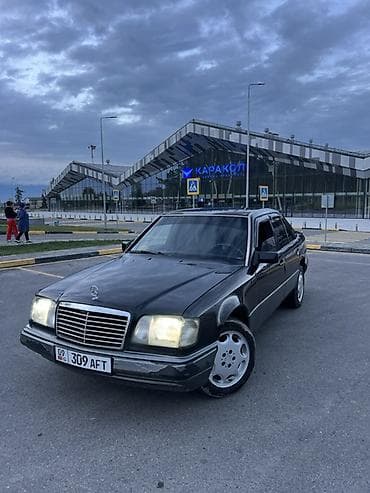 Mercedes-Benz E-Class: 1993 г., 2.2 л, Автомат, Бензин, Седан