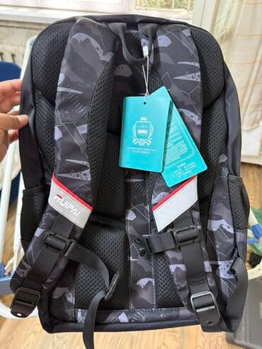 сумка для школы: Вместительный рюкзак в серо-черных тонах с камуфляжным узором — 3