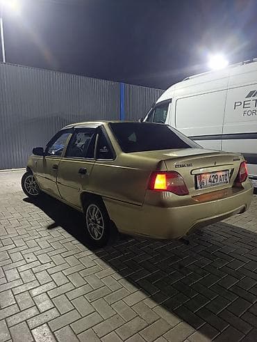 Daewoo Nexia: 2008 г., 1.6 л, Механика, Бензин, Седан — 4