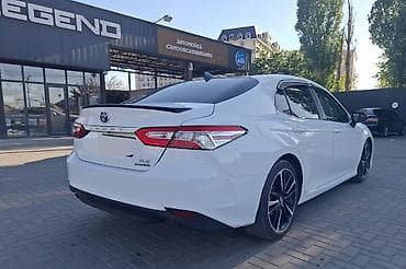 Toyota Camry: 2019 г., 2.5 л, Вариатор, Гибрид, Седан — 4