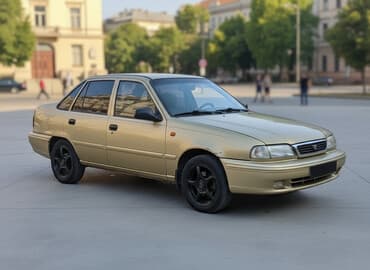 авто в долг: Продаётся легковой автомобиль седан 5‑дверный. Характеристики и — 1