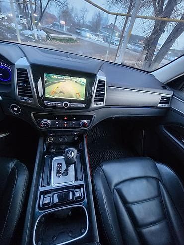 минивэн на обмен ключ на ключ: Ssangyong Rexton: 2018 г., 2.2 л, Автомат, Дизель, Внедорожник — 8