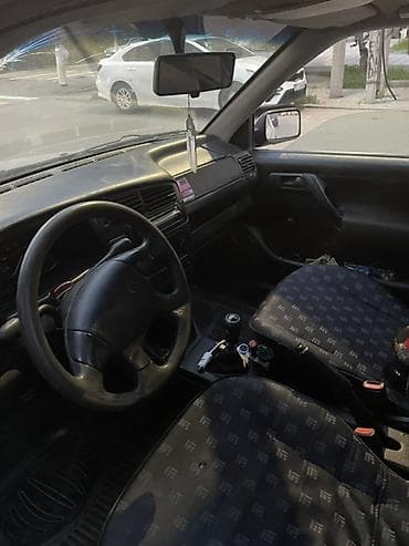 golf 3 universal: Volkswagen Golf: 1993 г., 1.8 л, Механика, Бензин, Хэтчбэк — 2
