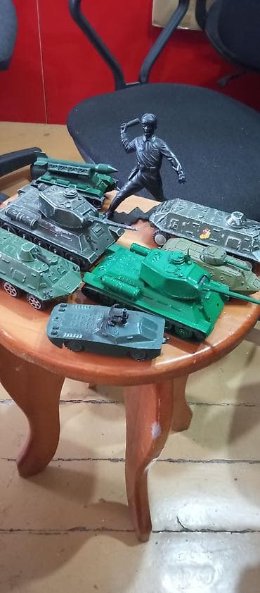 военные антоновка: Военная техника СССР железная, цена за штуку — 2