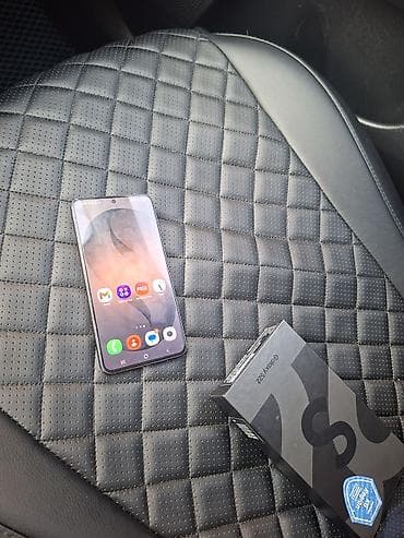 iphone 11 max: Samsung Galaxy S22, 256 ГБ, 1 SIM - Экран 6.1" Dynamic AMOLED 2X, 120 — 1