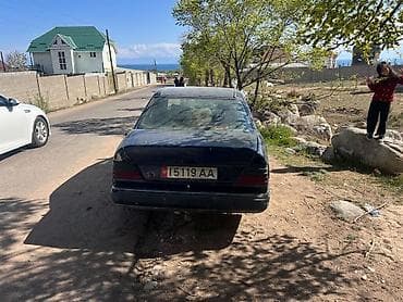 кочкор авто: Mercedes-Benz W124: 1990 г., 2.3 л, Кол менен иштөөчү, Бензин, Седан — 2