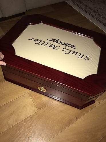 Другая мебель: Продам большой кейс дерево, тяжёлый плотный добротный, лакированный — 9