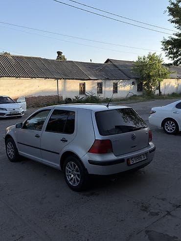 Volkswagen Golf: 1998 г., 1.6 л, Механика, Бензин, Хэтчбэк — 5
