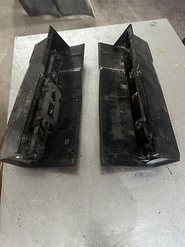 я ищу мерс: Задние фонари (пара, левый + правый) - Тип: комбинированные задние — 3