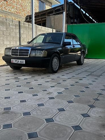 Mercedes-Benz 190: 1993 г., 2.3 л, Кол менен иштөөчү, Бензин, Седан — 2