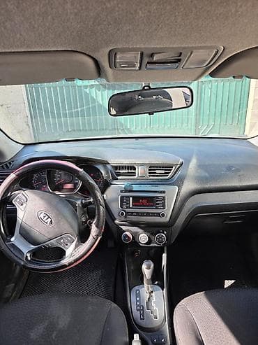 jac s7: Kia Rio: 2017 г., 1.4 л, Автомат, Седан — 5