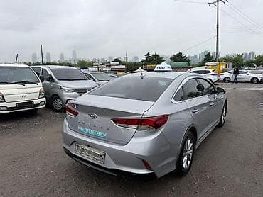 пл: Hyundai Sonata: 2020 г., Седан — 4