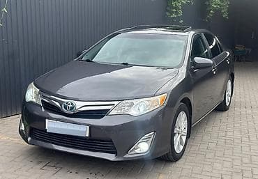 Toyota Camry: 2012 г., 2.5 л, Автомат, Гибрид, Седан — 2