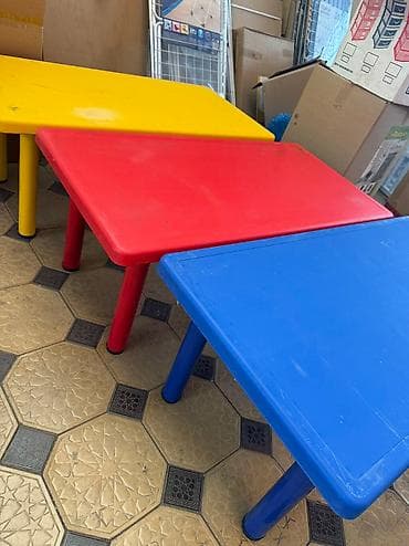 Столы Стол Пластиковые столы детские Состояние:Б/У Размер: Размер at lalafo.kg Столы Стол Пластиковые столы детские Состояние:Б/У Размер: Размер