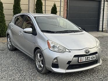 тойота приус с: Toyota Prius C: 2015 г., 1.5 л, Автомат, Гибрид, Лифтбек — 2