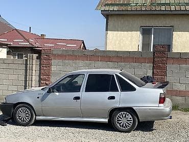 Daewoo Nexia: 2008 г., 1.6 л, Механика, Бензин, Седан — 9
