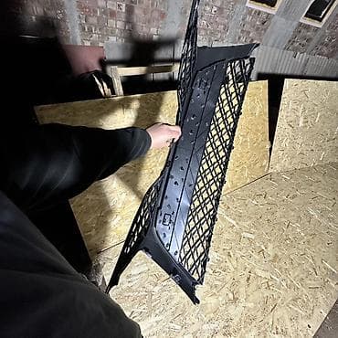 сиденья nexia: Решетка радиатора Toyota — 3