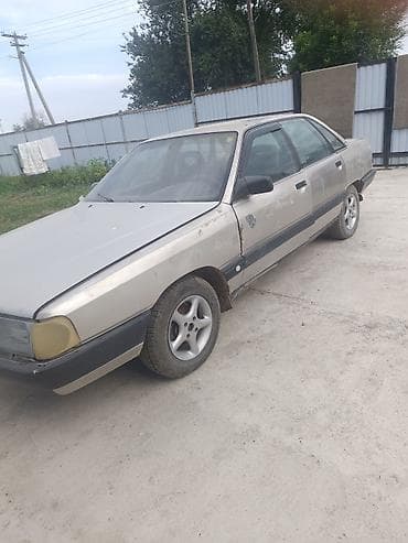 Унаа сатуу: Audi 100: 1989 г., Кол менен иштөөчү, Седан — 1