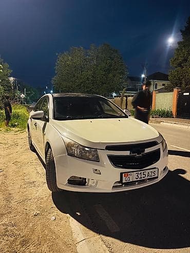 Chevrolet Cruze: 2012 г., 1.6 л, Механика, Бензин, Седан