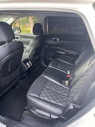Kia Sorento: 2021 г., 2.2 л, Робот, Дизель, Внедорожник — 7