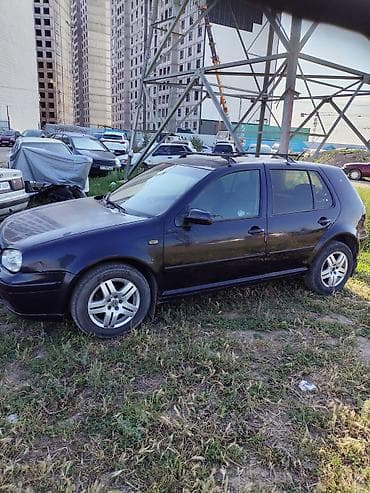 коврик: Volkswagen (салон)чистый ухоженный - Руль с чехлом синего цвета — 6