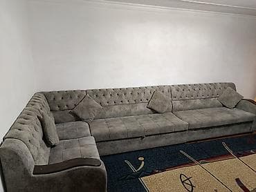 small table: Угловой диван, C подушками — 1