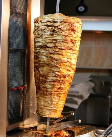 помощник парикмахерский: Шаурмага бала керек с опытом Кыргызстан да иштеген.Столовый ОШ райондо — 1