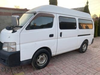 меняю дом на машину: Nissan : 2004 г., 3 л, Автомат, Дизель, Бус — 15